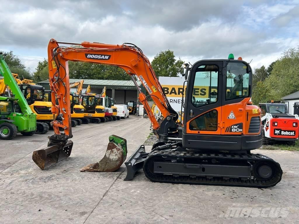 Doosan DX 80 R Midi-gravemaskiner 7t - 12t
