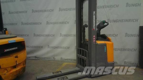 Jungheinrich ERC 214 Selvkørende stablere