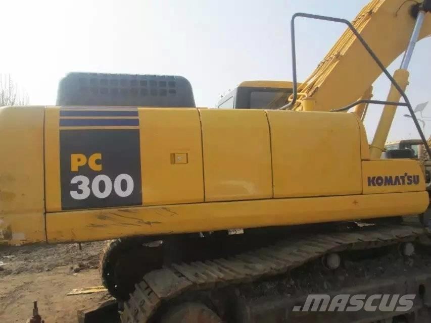Komatsu PC 300-7 Gravemaskiner på larvebånd