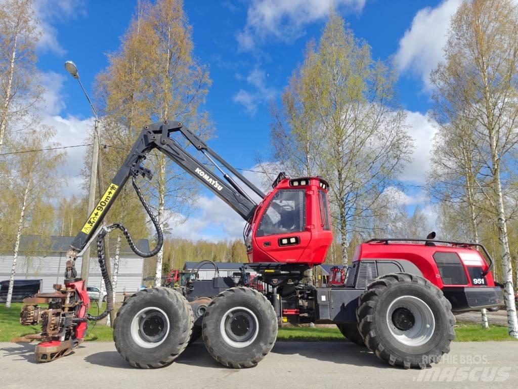Komatsu 951 Skovningsmaskiner
