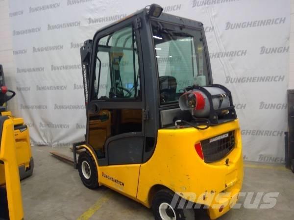 Jungheinrich TFG 320 LPG gaffeltrucks