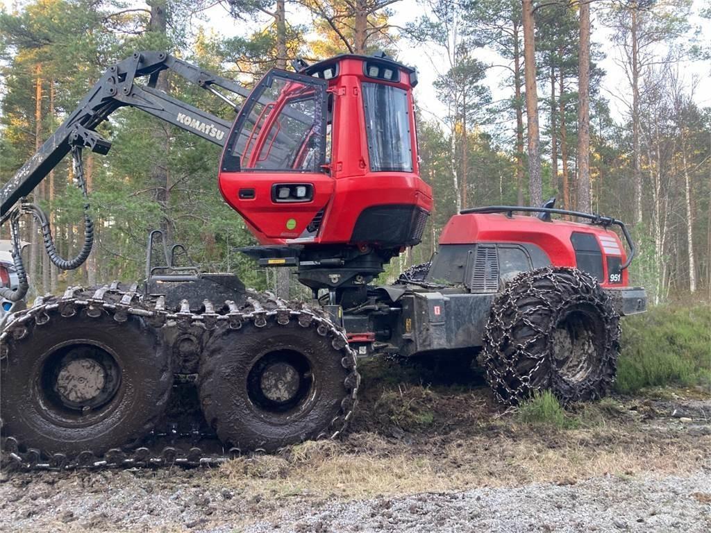 Komatsu 951 Skovningsmaskiner