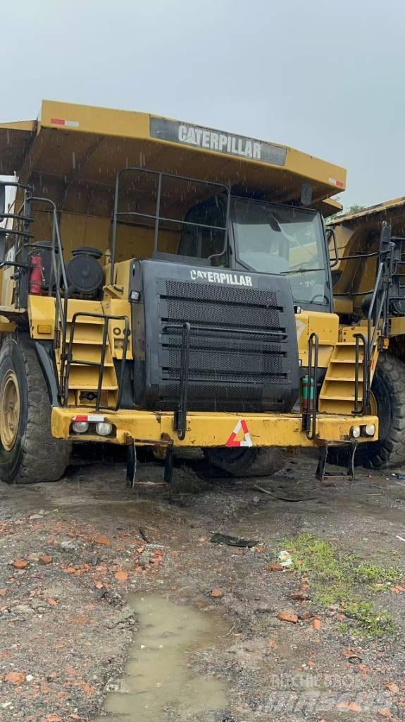 CAT 773 F Terrængående lastbiler