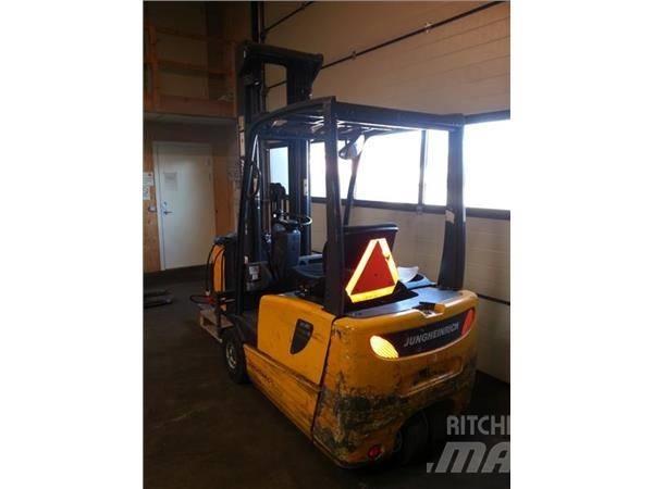 Jungheinrich EFG216K El gaffeltrucks