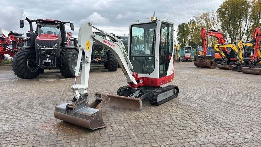 Takeuchi TB216 Minigravemaskiner
