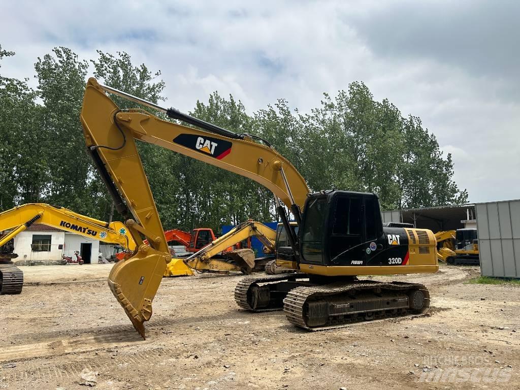 CAT 320D Gravemaskiner på larvebånd