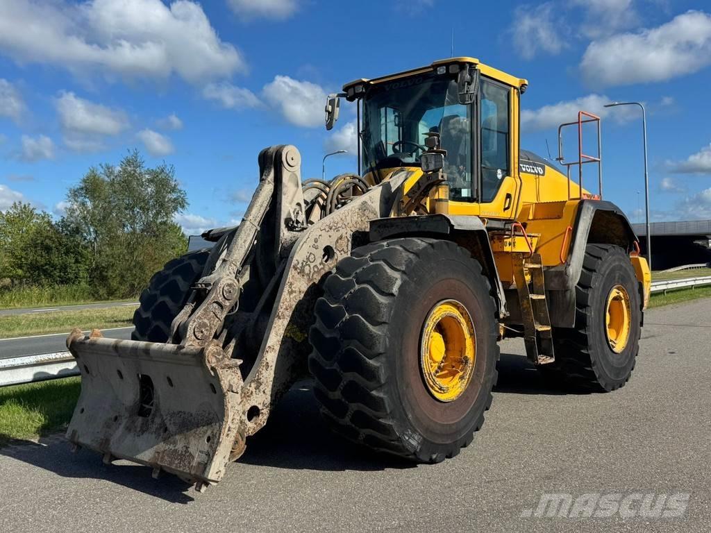 Volvo L220H Læssemaskiner på hjul