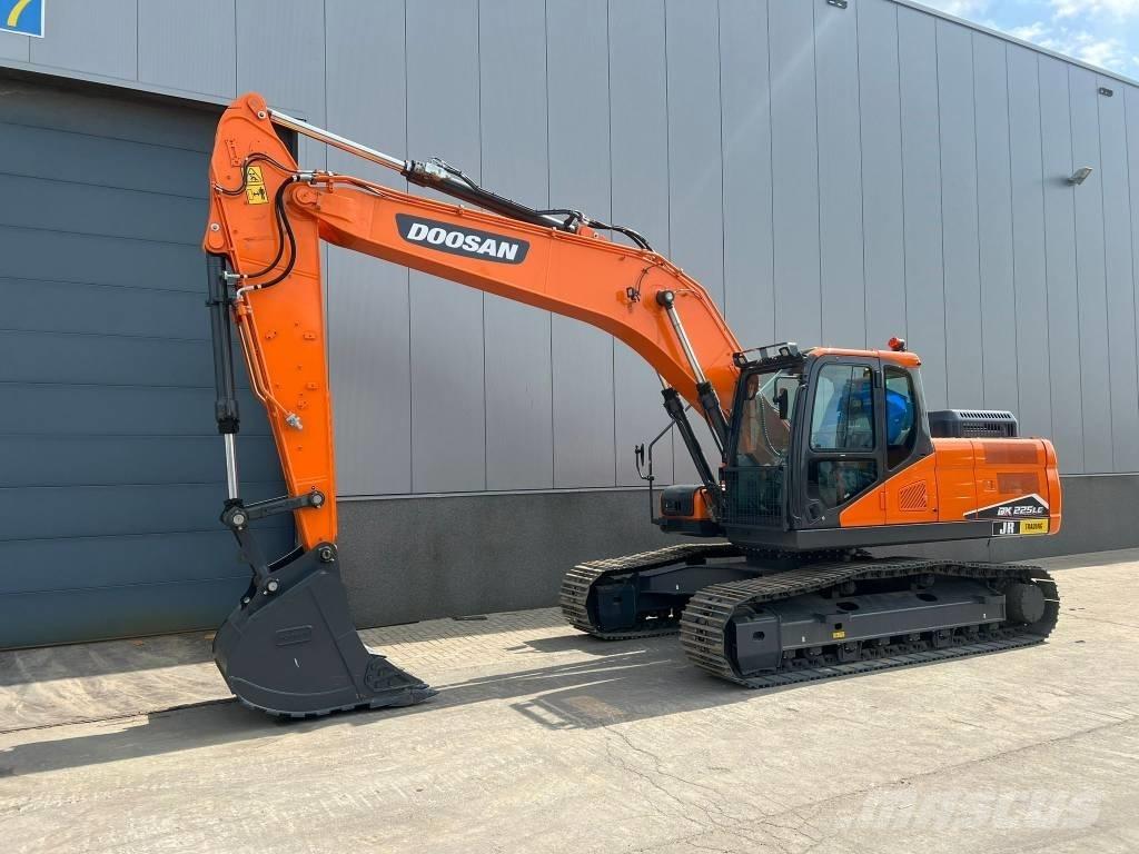 Doosan DX 225 LC-7M Gravemaskiner på larvebånd