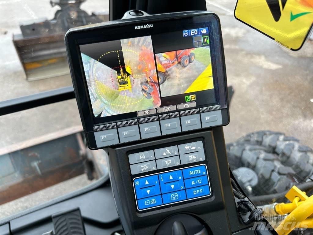 Komatsu PW160-11 Gravemaskiner på hjul