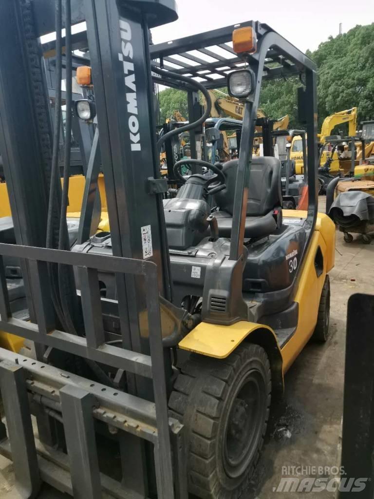 Komatsu 30 Teleskoplæssere