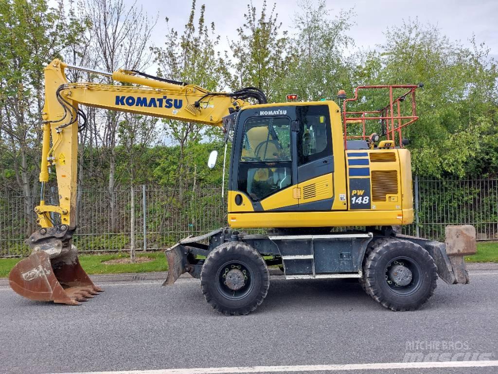 Komatsu PW148-11 Gravemaskiner på hjul