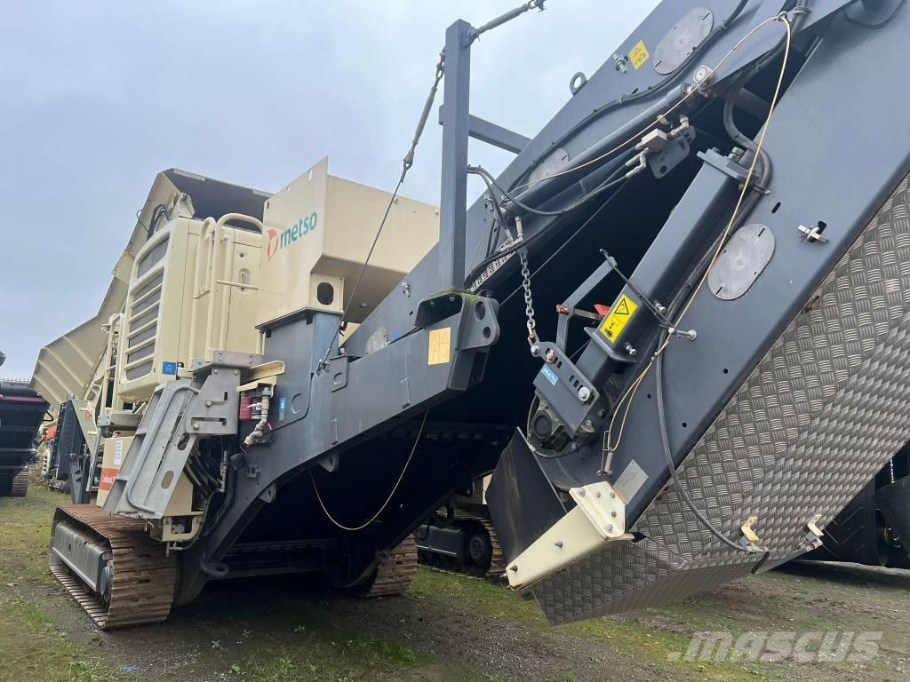 Metso LT 300 HP Mobile knusere