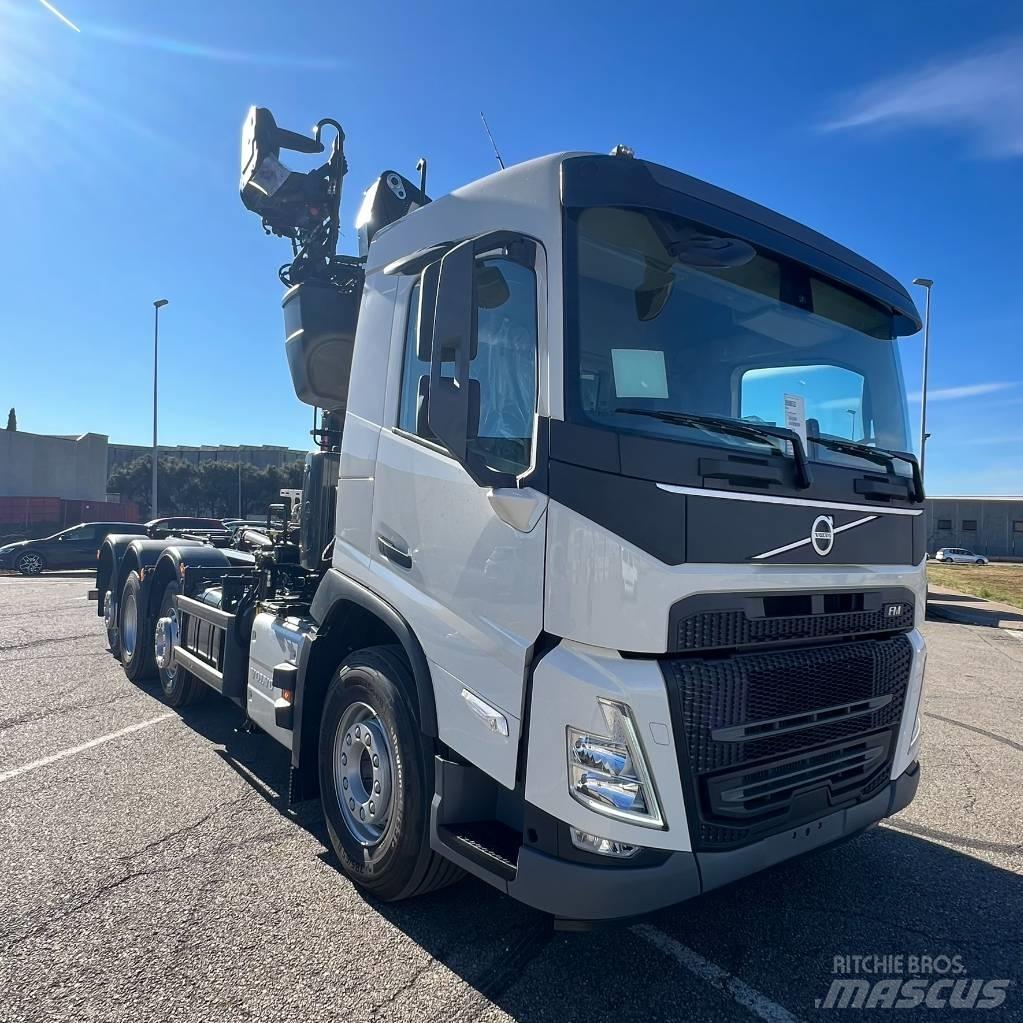 Volvo FM Lastbil med kran