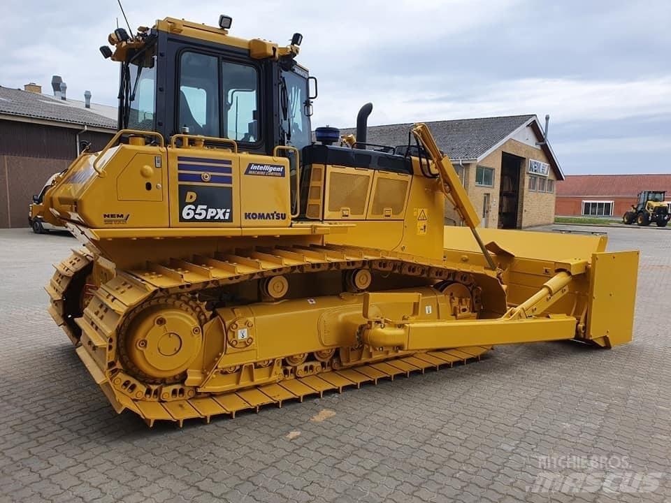 Komatsu D 65 PX-17 Bulldozer på larvebånd