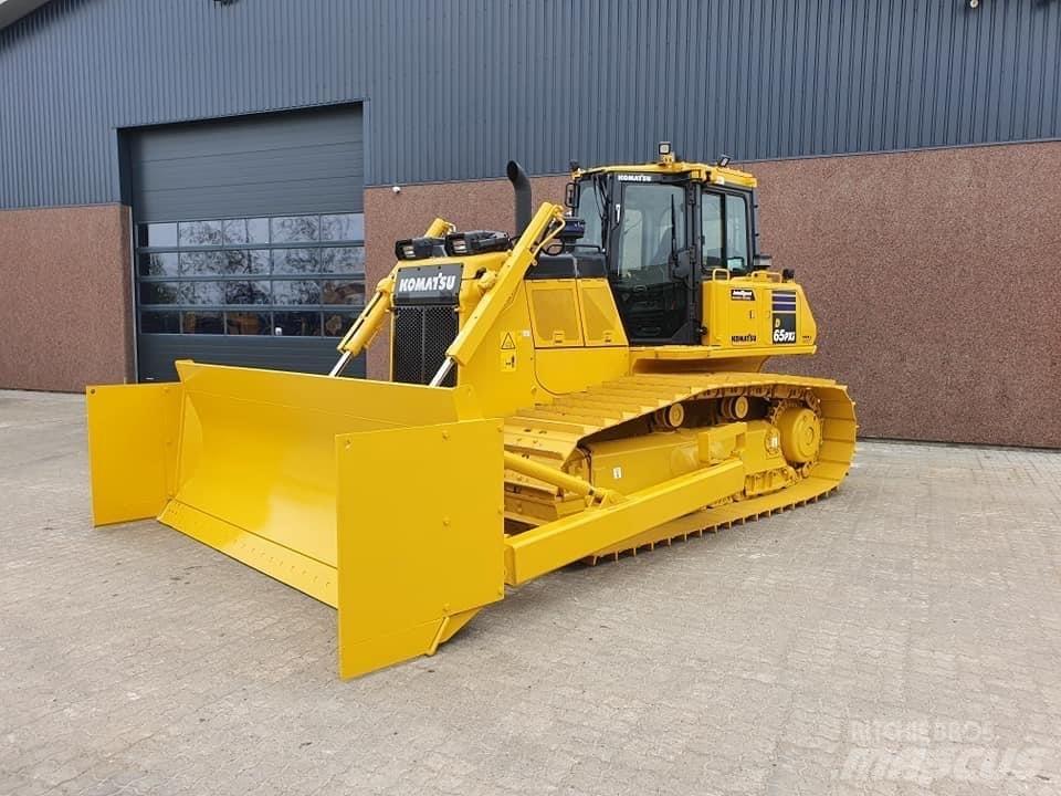 Komatsu D 65 PX-17 Bulldozer på larvebånd