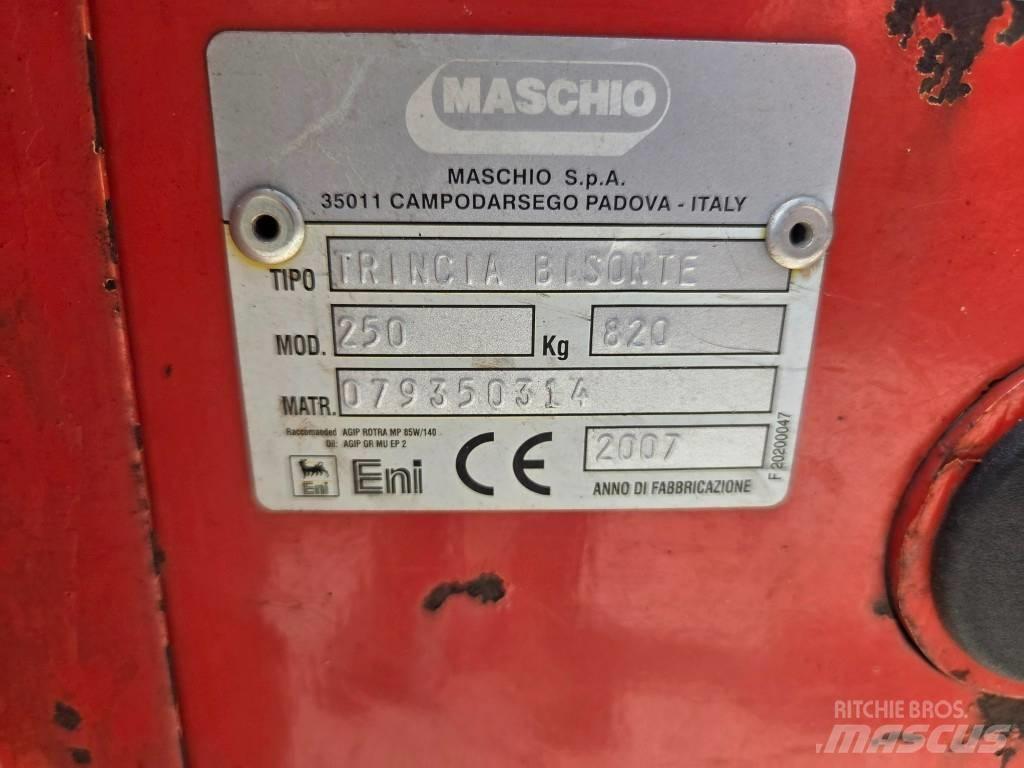 Maschio Bisonte 250 Græsklippere og skårlæggere