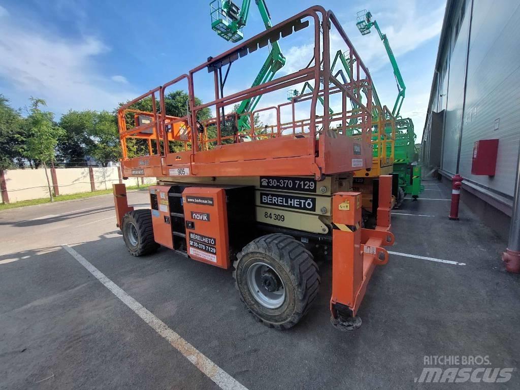 JLG 330 LRT Saxlifte