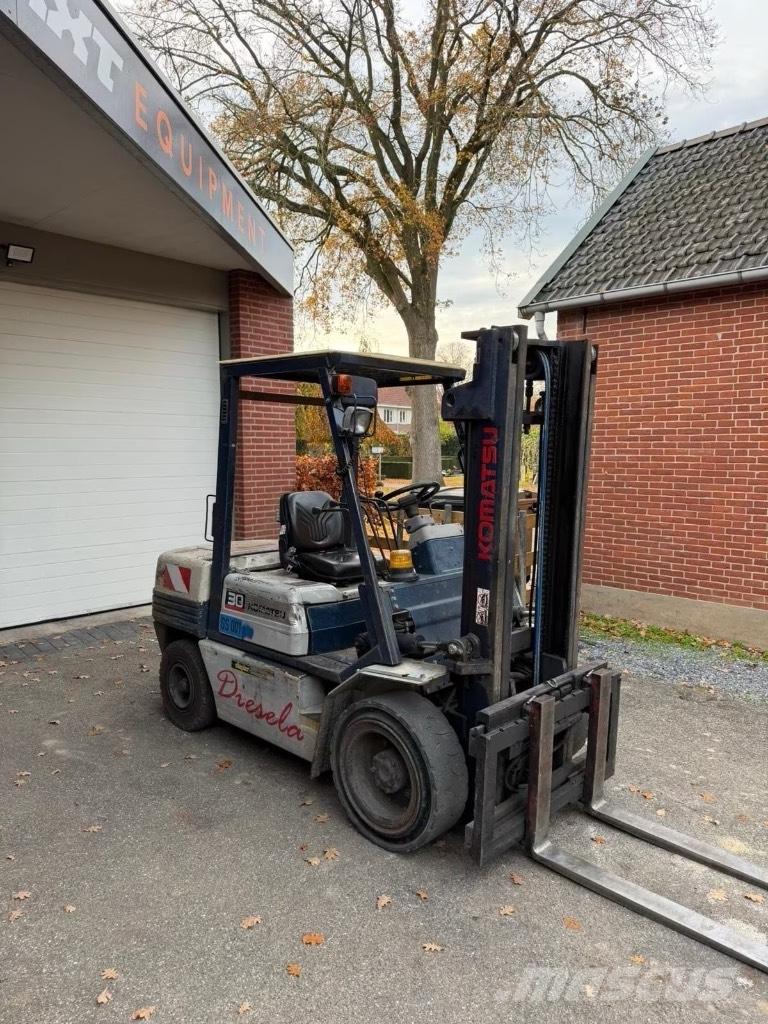 Komatsu FD30T-11E Diesel gaffeltrucks