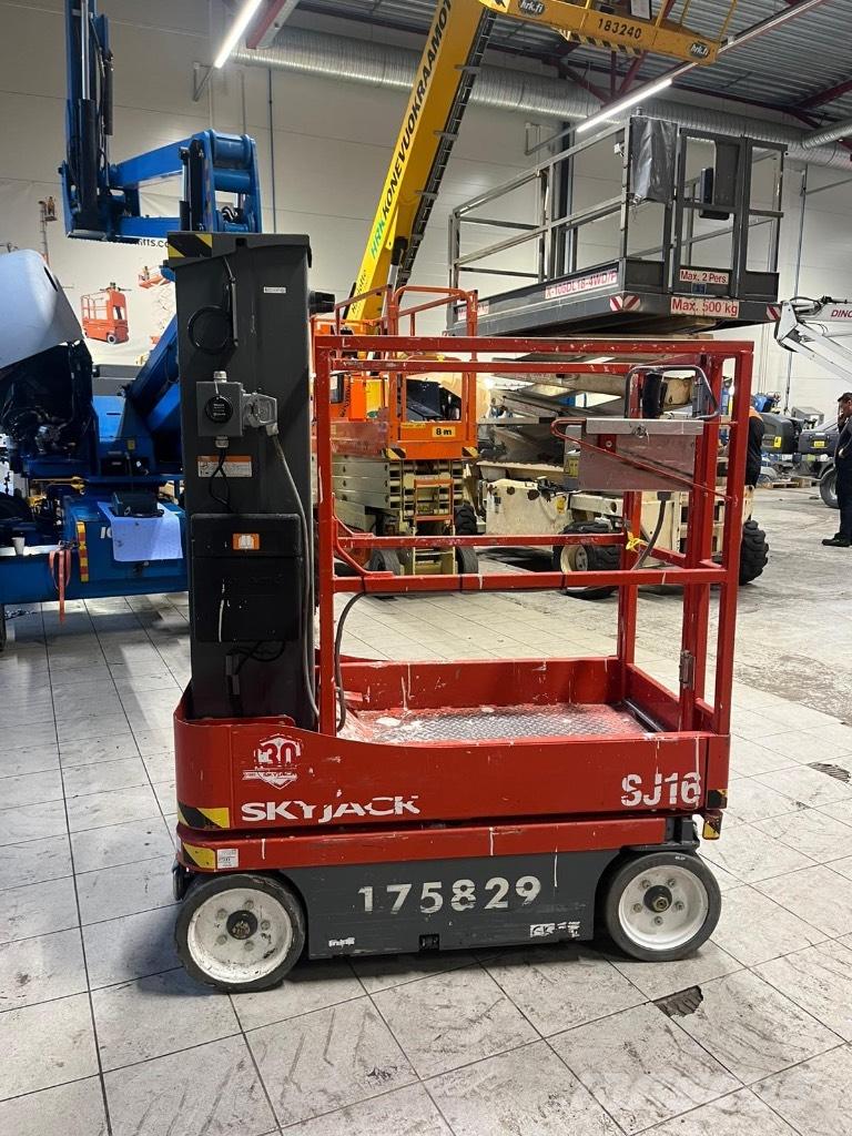 SkyJack SJ 16 Saxlifte