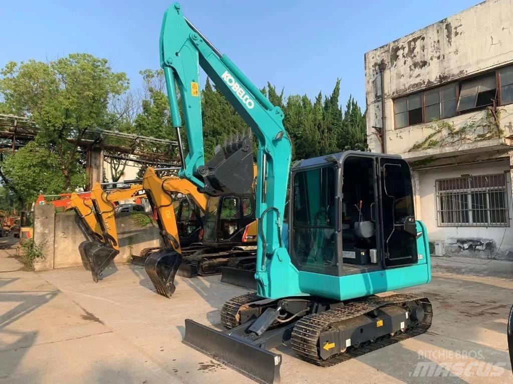 Kobelco SK80D Midi-gravemaskiner 7t - 12t