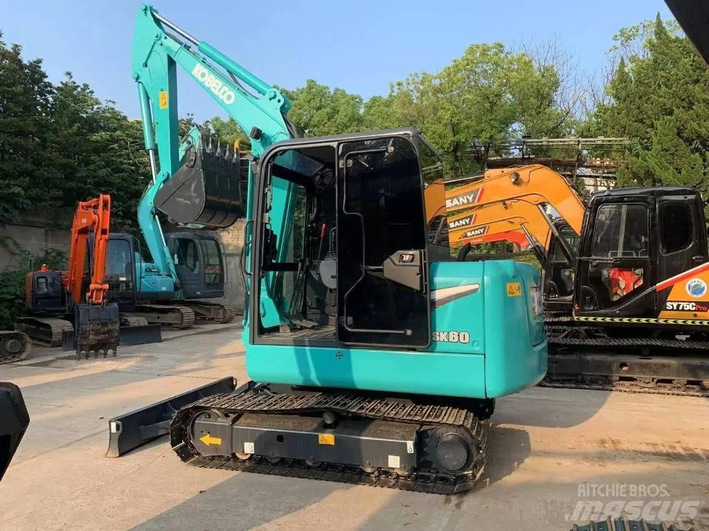 Kobelco SK80D Midi-gravemaskiner 7t - 12t