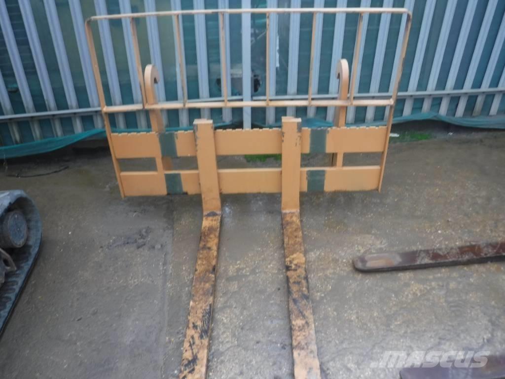 CASE 721 B XT Læssemaskiner på hjul