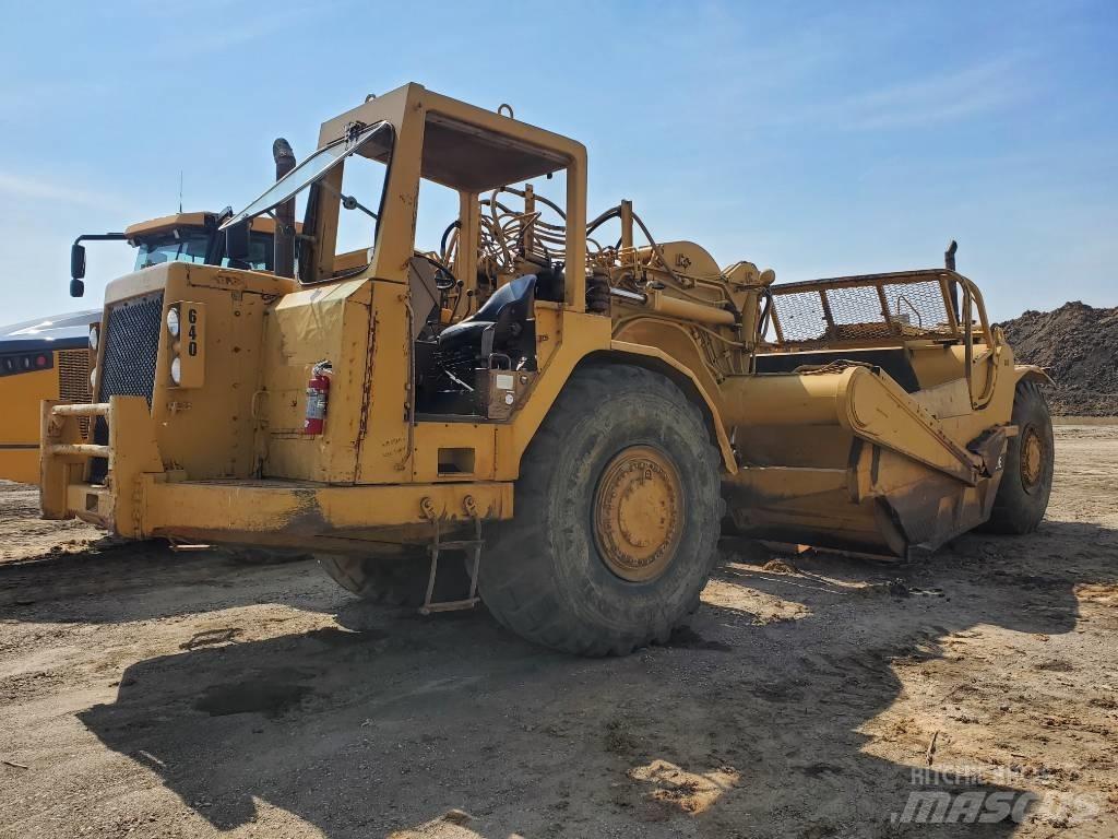 CAT 627 E Skrabere