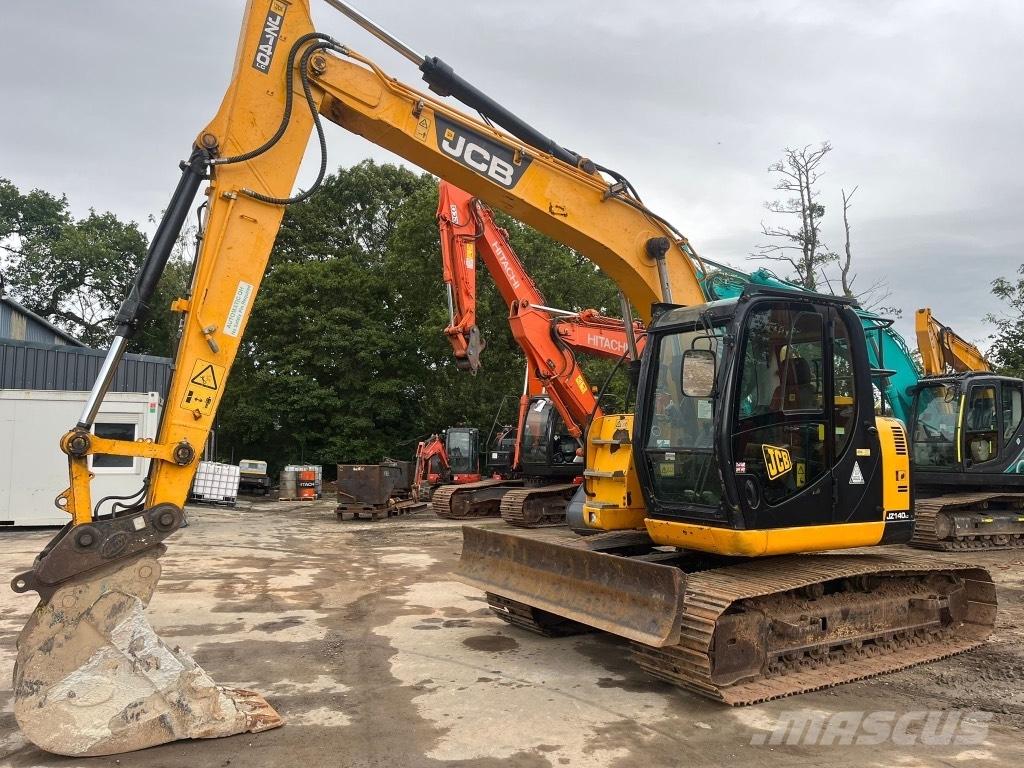 JCB JZ140 with blade Gravemaskiner på larvebånd