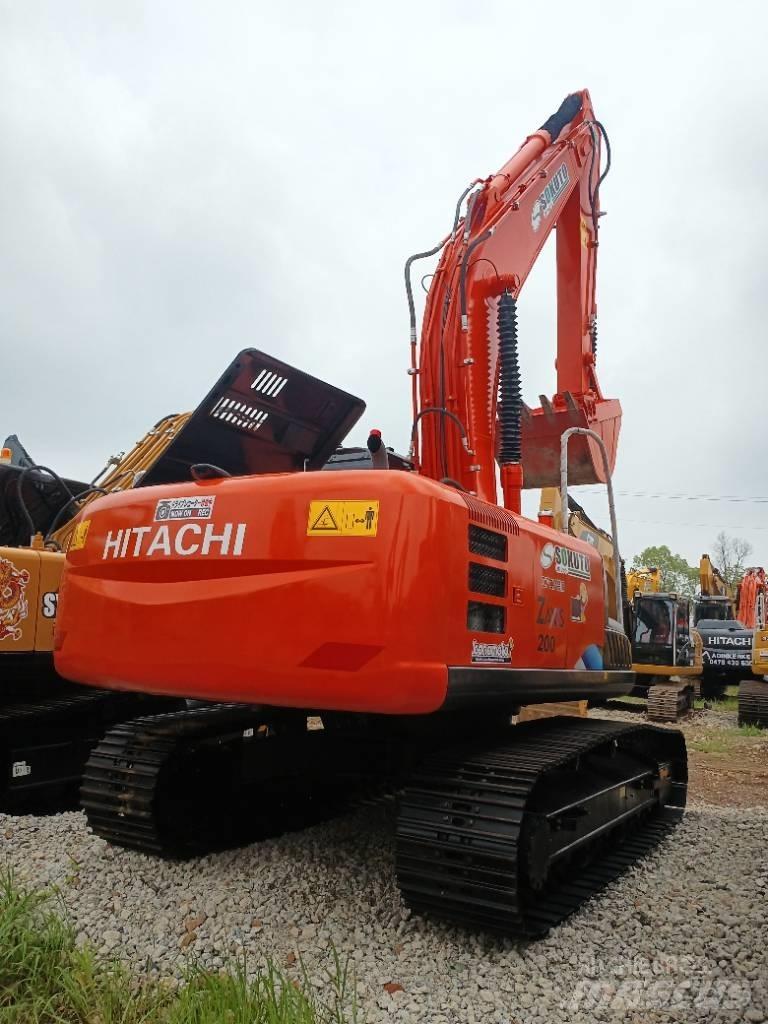 Hitachi ZX 200-3 Gravemaskiner på larvebånd