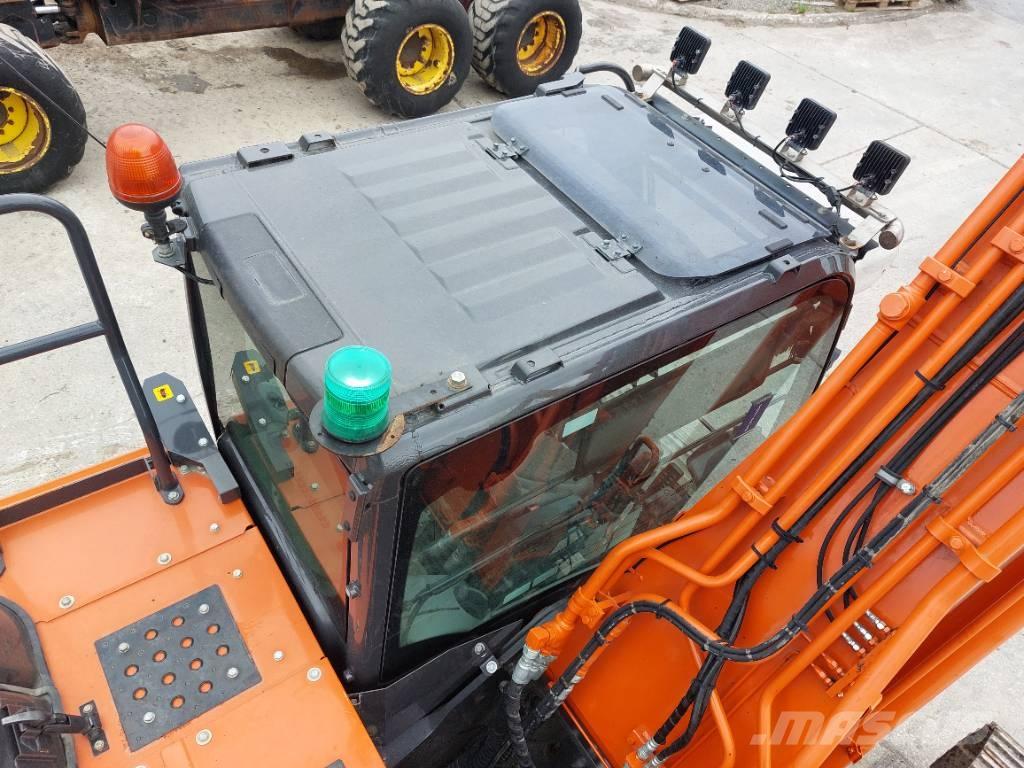 Hitachi ZX210LC-6 Gravemaskiner på larvebånd