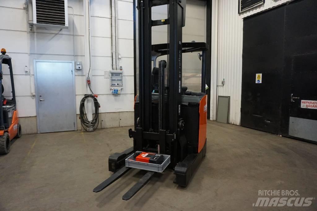 Toyota RRE140HE Reachtruck