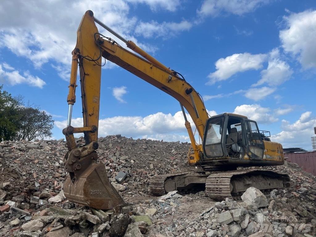 JCB JS 240 LC Gravemaskiner på larvebånd