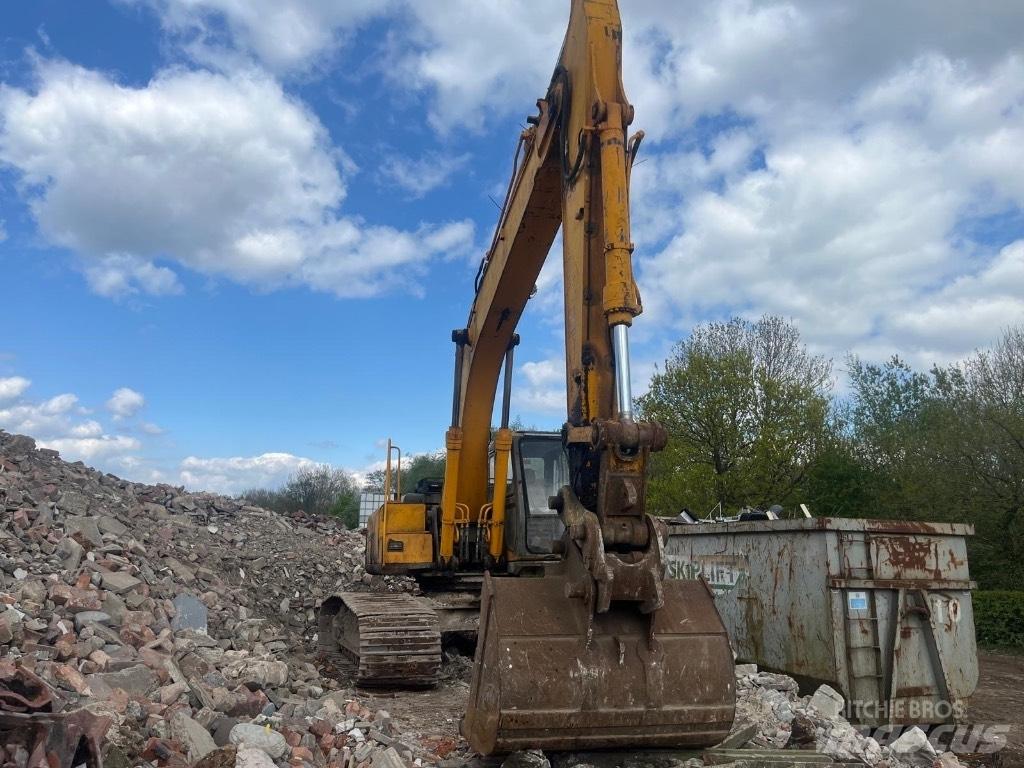 JCB JS 240 LC Gravemaskiner på larvebånd