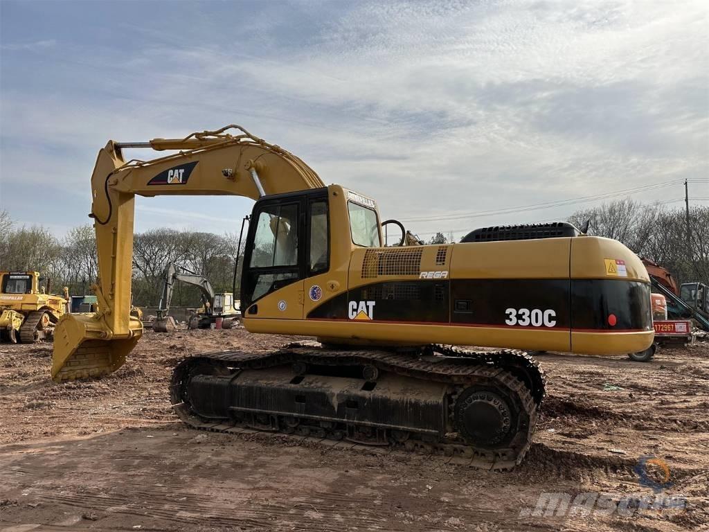 CAT 330C Gravemaskiner på larvebånd