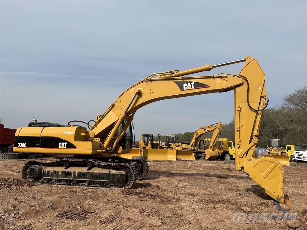 CAT 330C Gravemaskiner på larvebånd