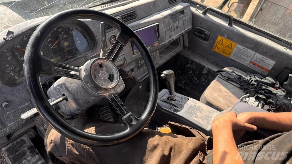 Komatsu HM 400-2 Terrængående lastbiler