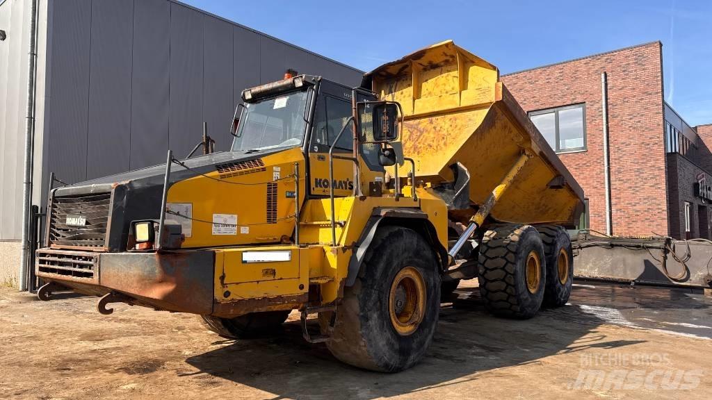 Komatsu HM 400-2 Terrængående lastbiler