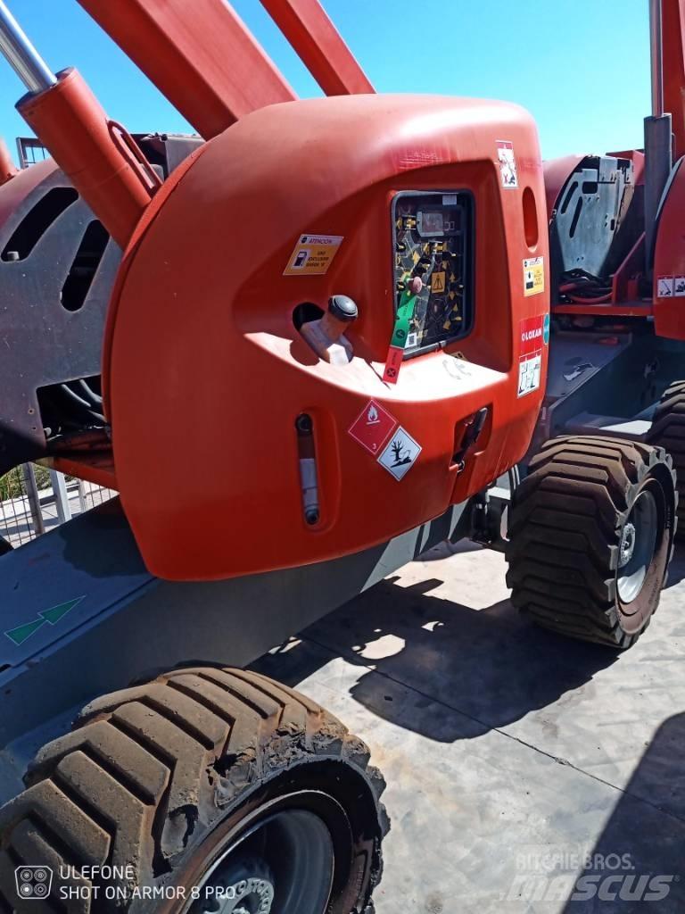JLG 450 AJ II Bomlifte med knækarm
