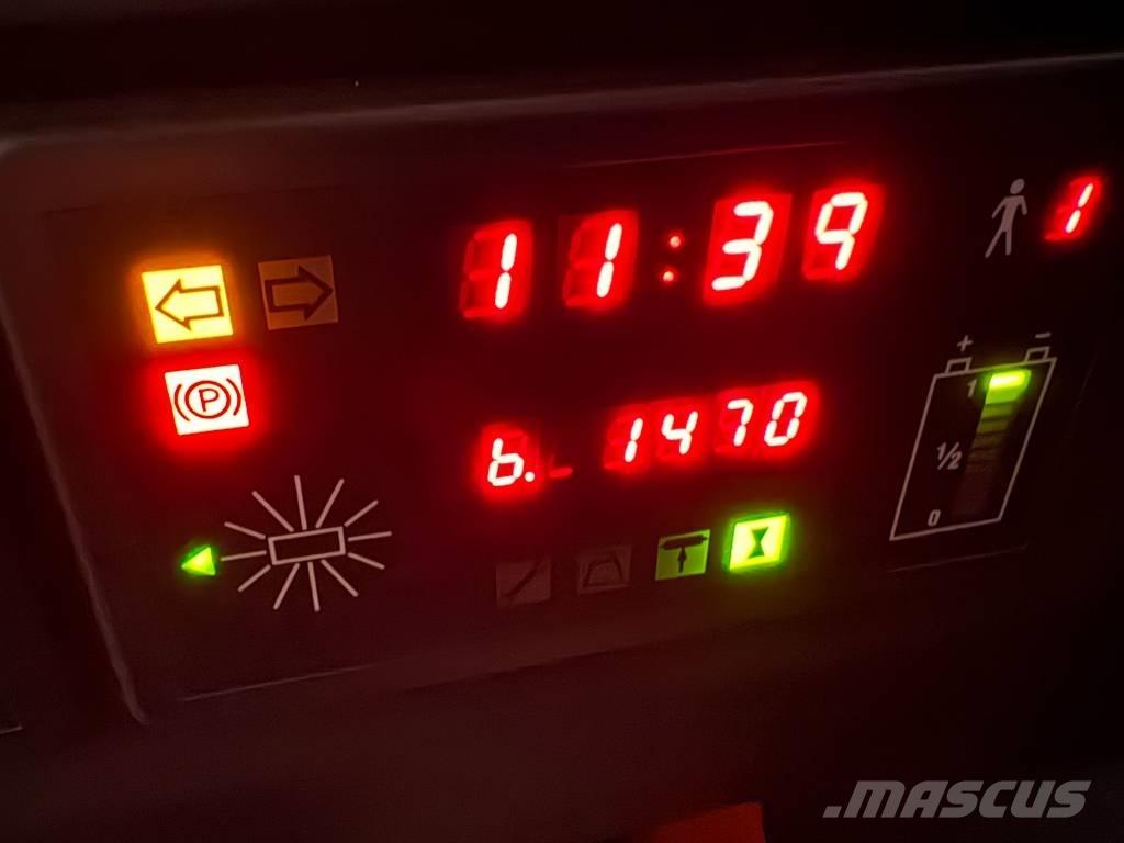 Toyota RRE 140 Reachtruck