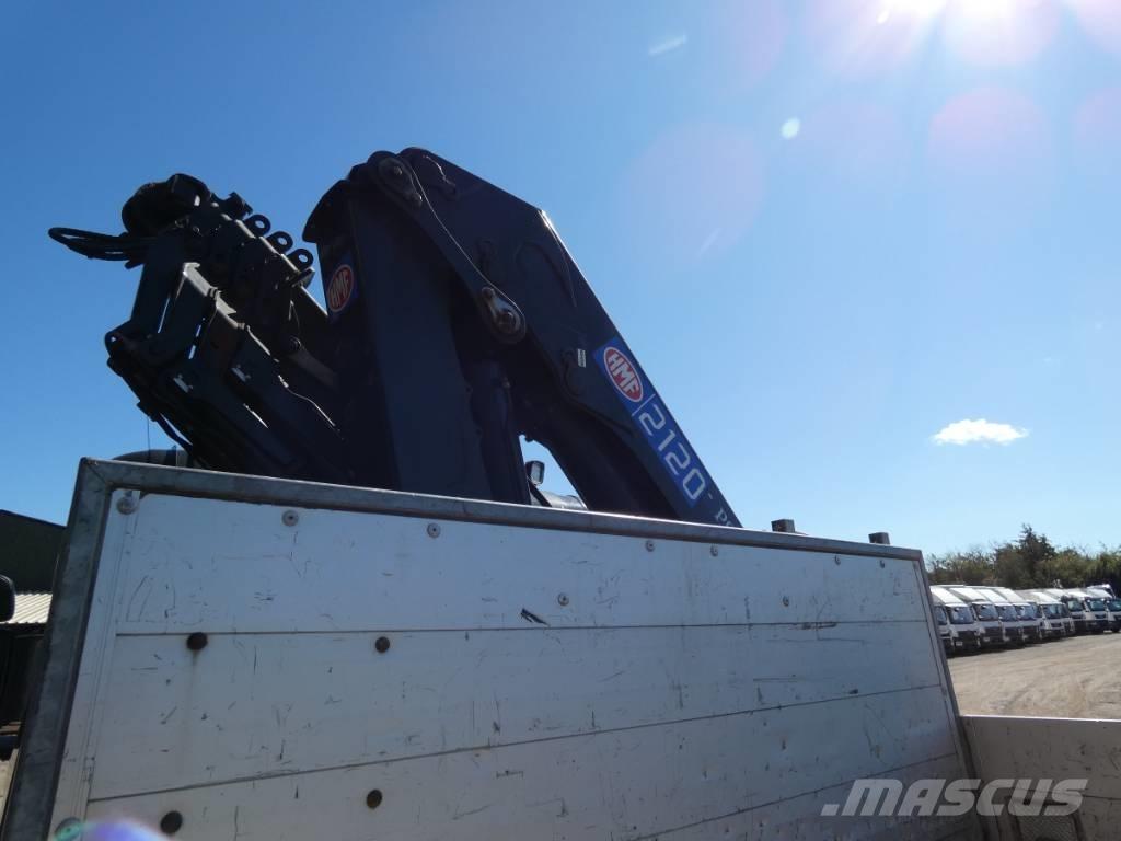 Scania P 370 Lastbil med kran