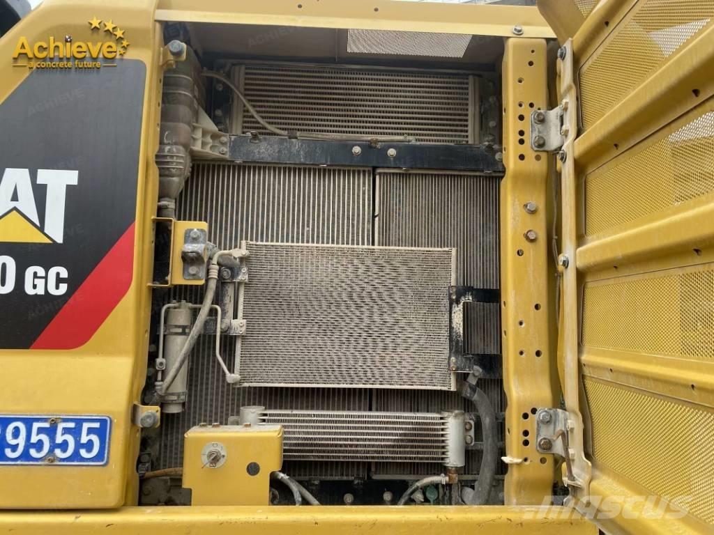 CAT 320GC Gravemaskiner på larvebånd