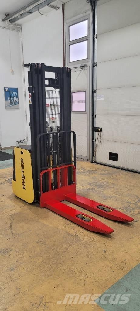 Hyster S 1.4 AC Selvkørende stablere