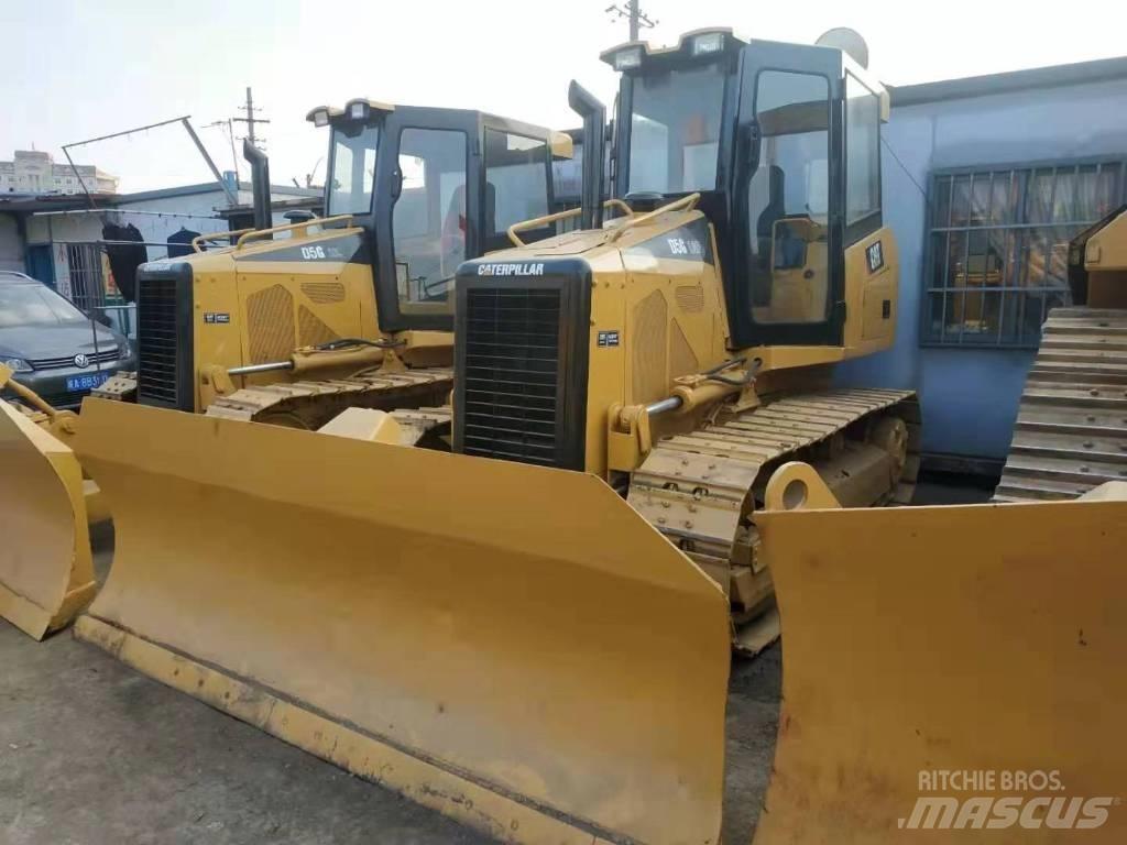 CAT D5M Bulldozer på larvebånd