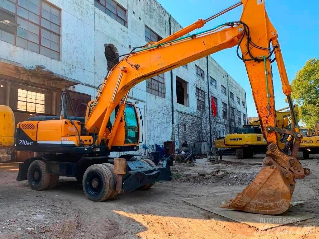 Hyundai R210W-9 Gravemaskiner på larvebånd