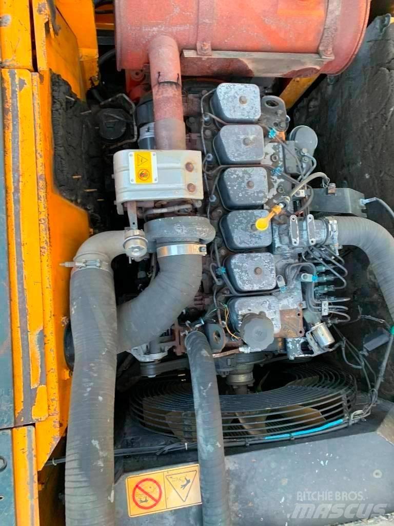 Hyundai R210W-9 Gravemaskiner på larvebånd