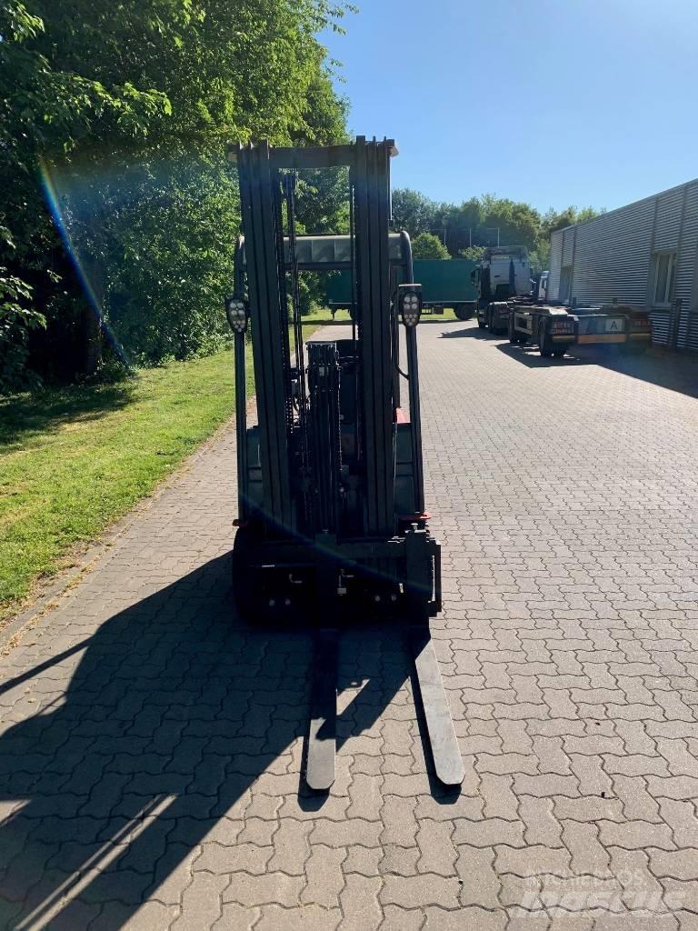 Manitou ME318 El gaffeltrucks