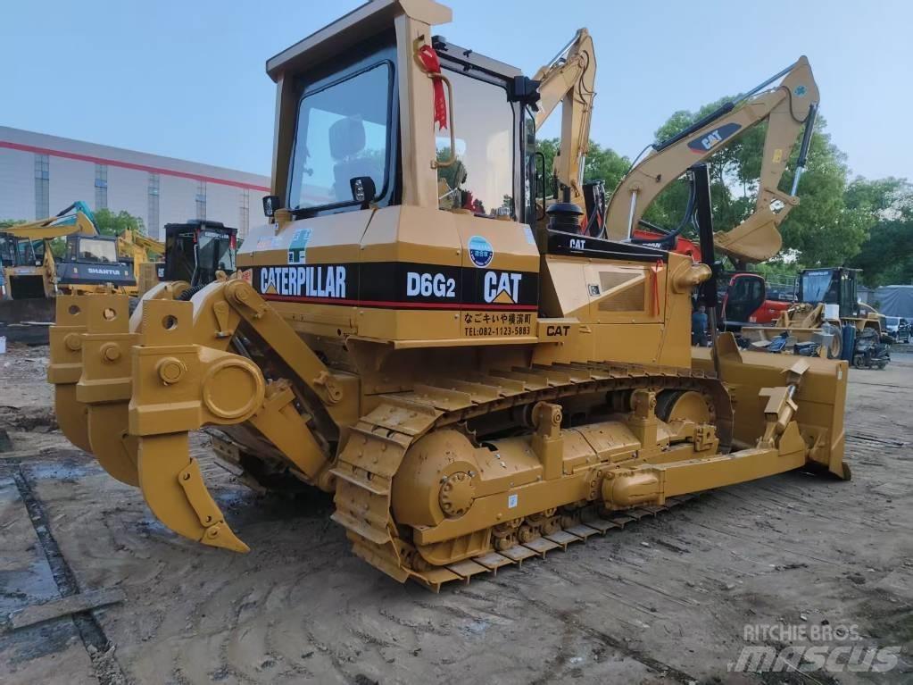 CAT D6G2 Gravemaskiner på larvebånd