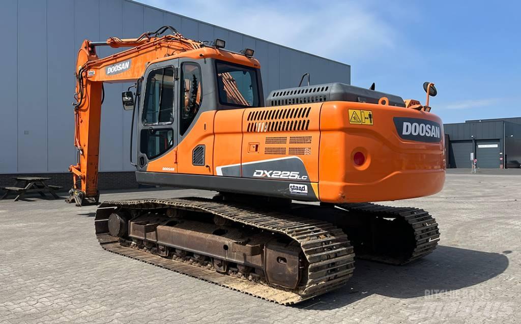 Doosan DX 225 LC-3 Gravemaskiner på larvebånd