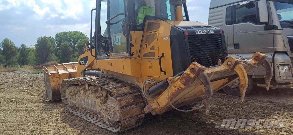 CAT 963 D Larvebåndslæssere