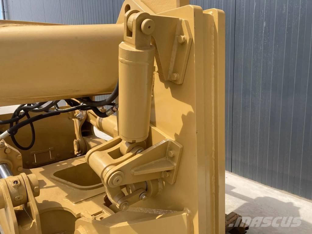 CAT D8R Ophakkere